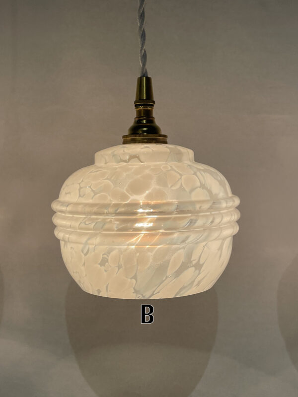 French vintage white marble glass lamp 1灯 / フレンチ ヴィンテージ ホワイト マーブル ガラスランプ 1灯 - 画像 (7)