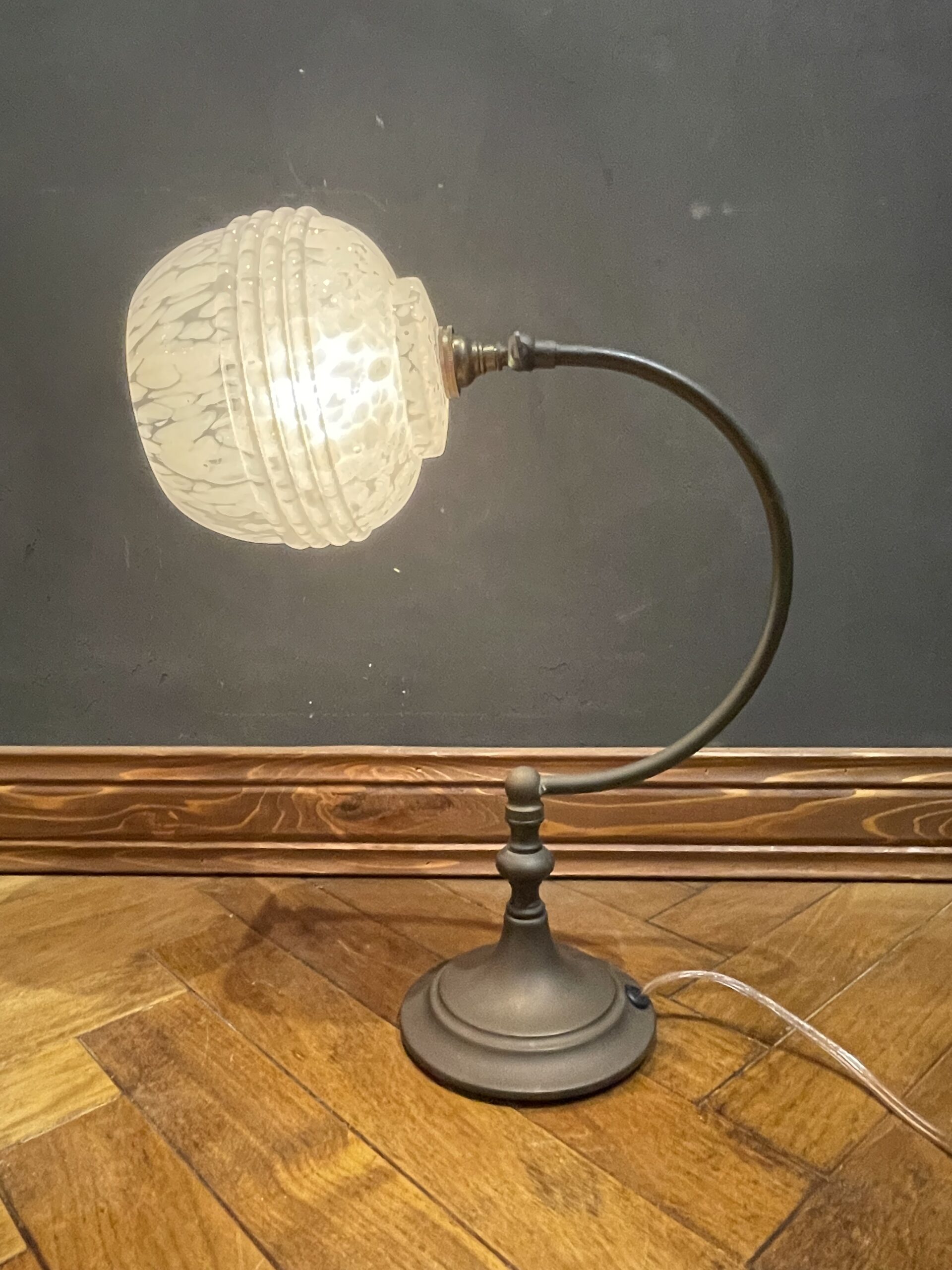 French white marble glass table lamp 1灯 / フレンチ ホワイト マーブル ガラス テーブルランプ 1灯 - 画像 (4)