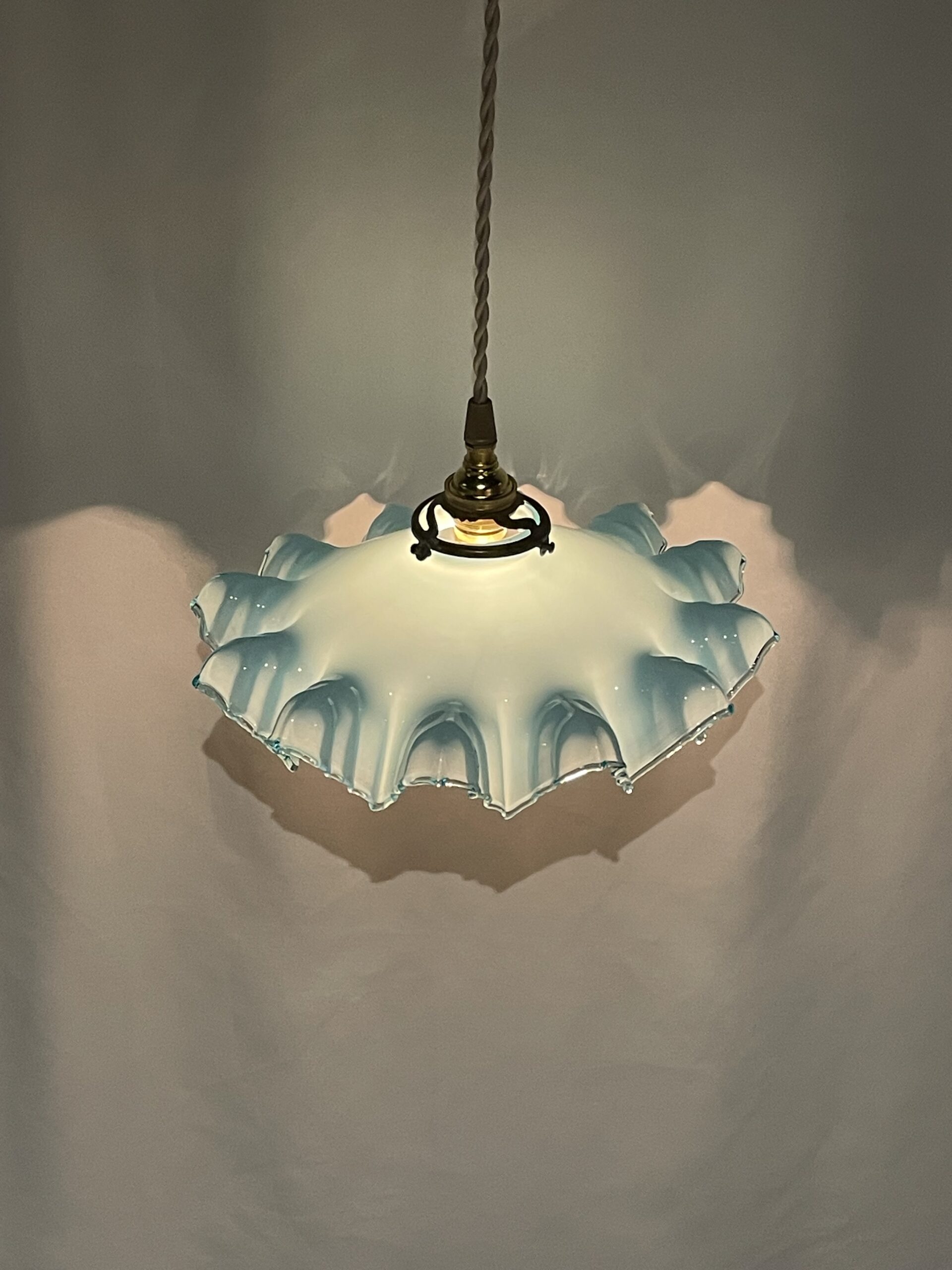 French blue opaline glass shade lamp 1灯 / フレンチ ブルーオパーリン ガラスシェードランプ - 画像 (3)