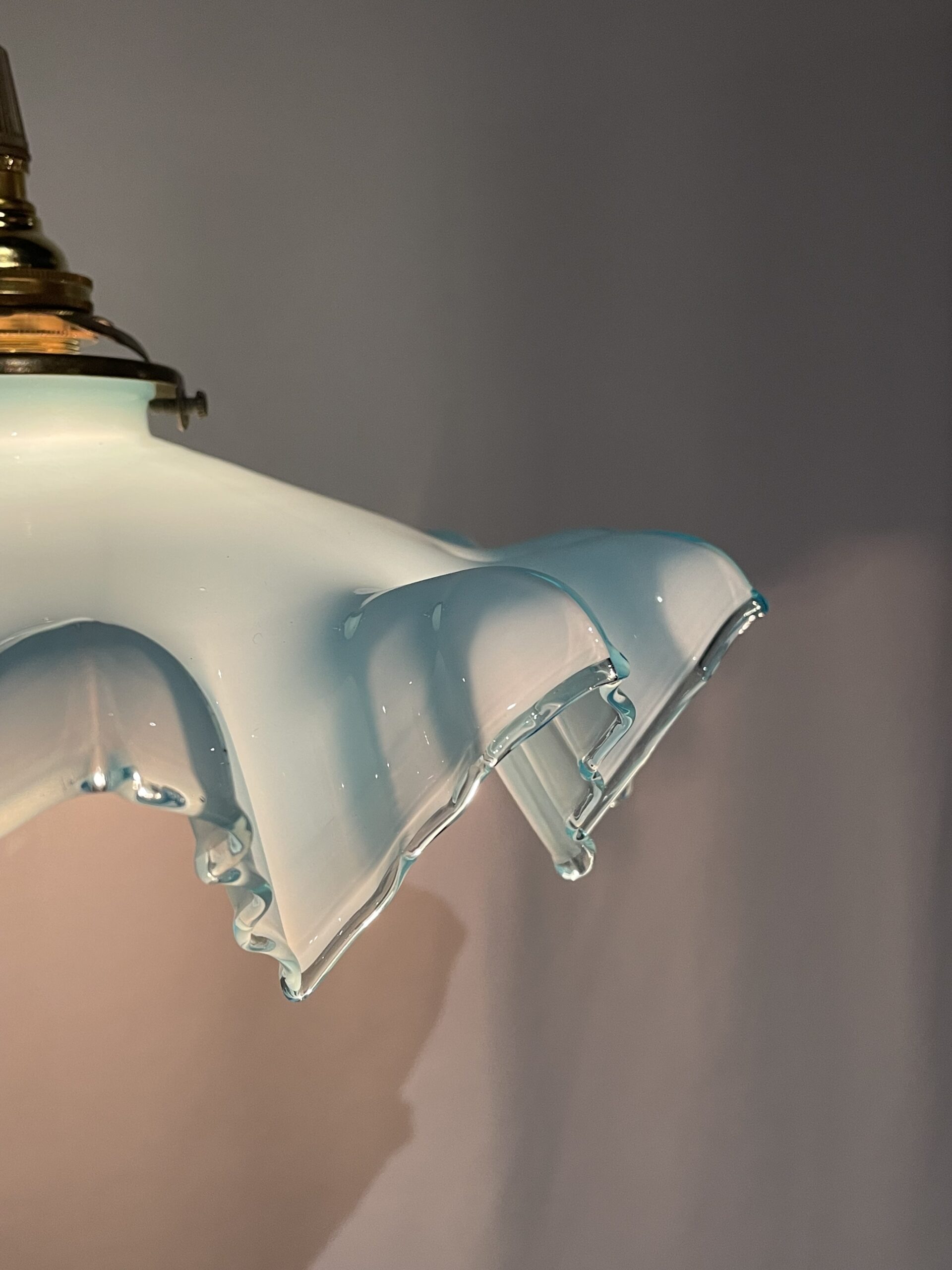 French blue opaline glass shade lamp 1灯 / フレンチ ブルーオパーリン ガラスシェードランプ - 画像 (6)
