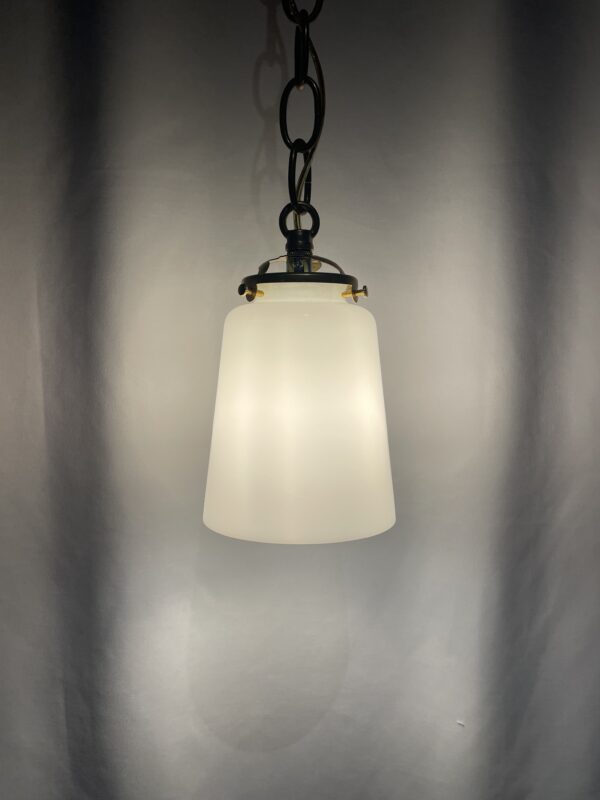 Opal glass straight bell shade lamp 1灯 / オパールガラス
