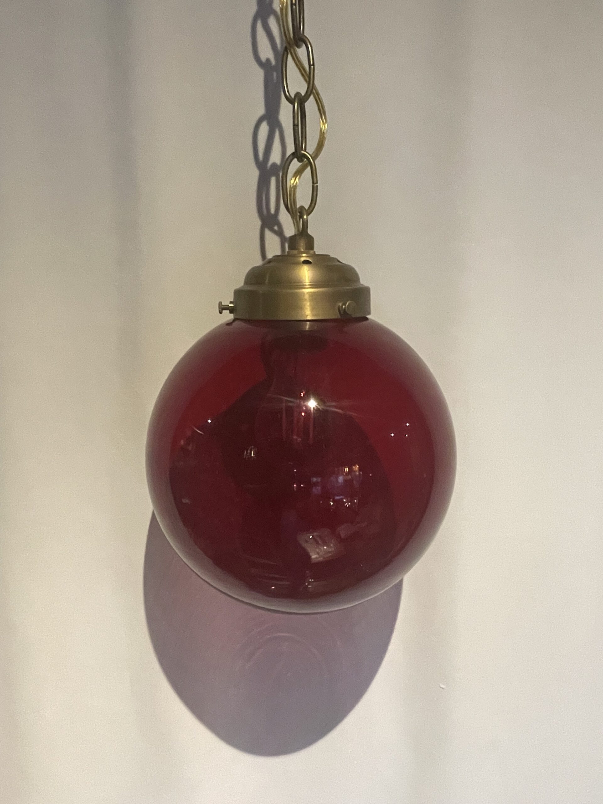 Red glass shade lamp 1灯 / レッドガラスシェードランプ 1灯 - 画像 (2)