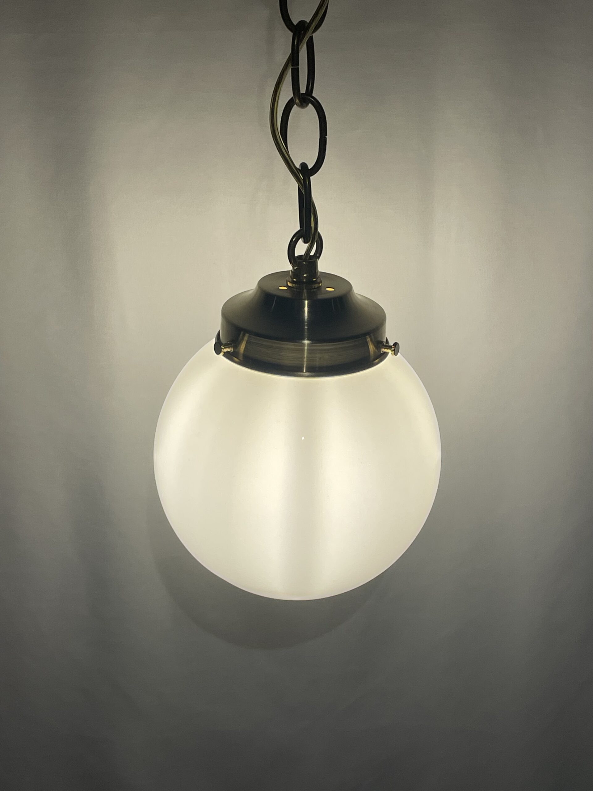 Opal glass shade lamp S 1灯 / オパールガラスシェードランプ S 1灯 - 画像 (3)