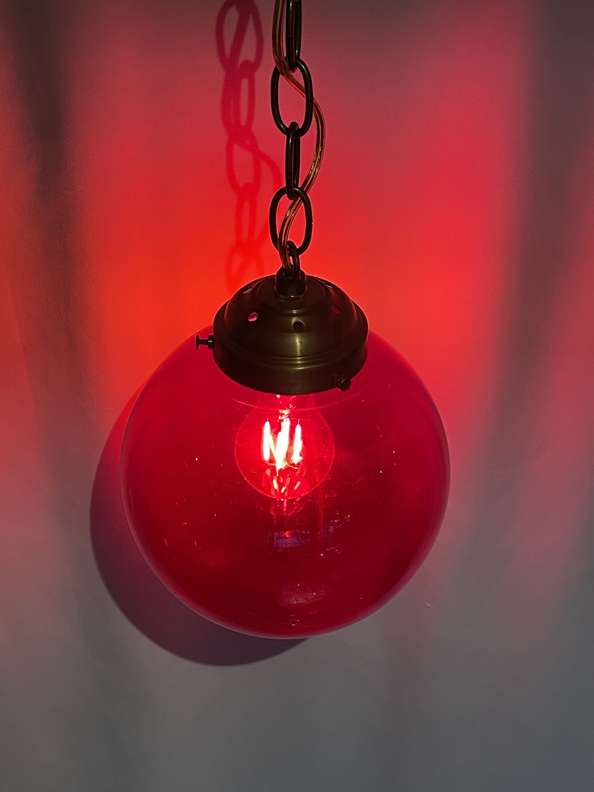 Red glass shade lamp 1灯 / レッドガラスシェードランプ 1灯 - 画像 (4)