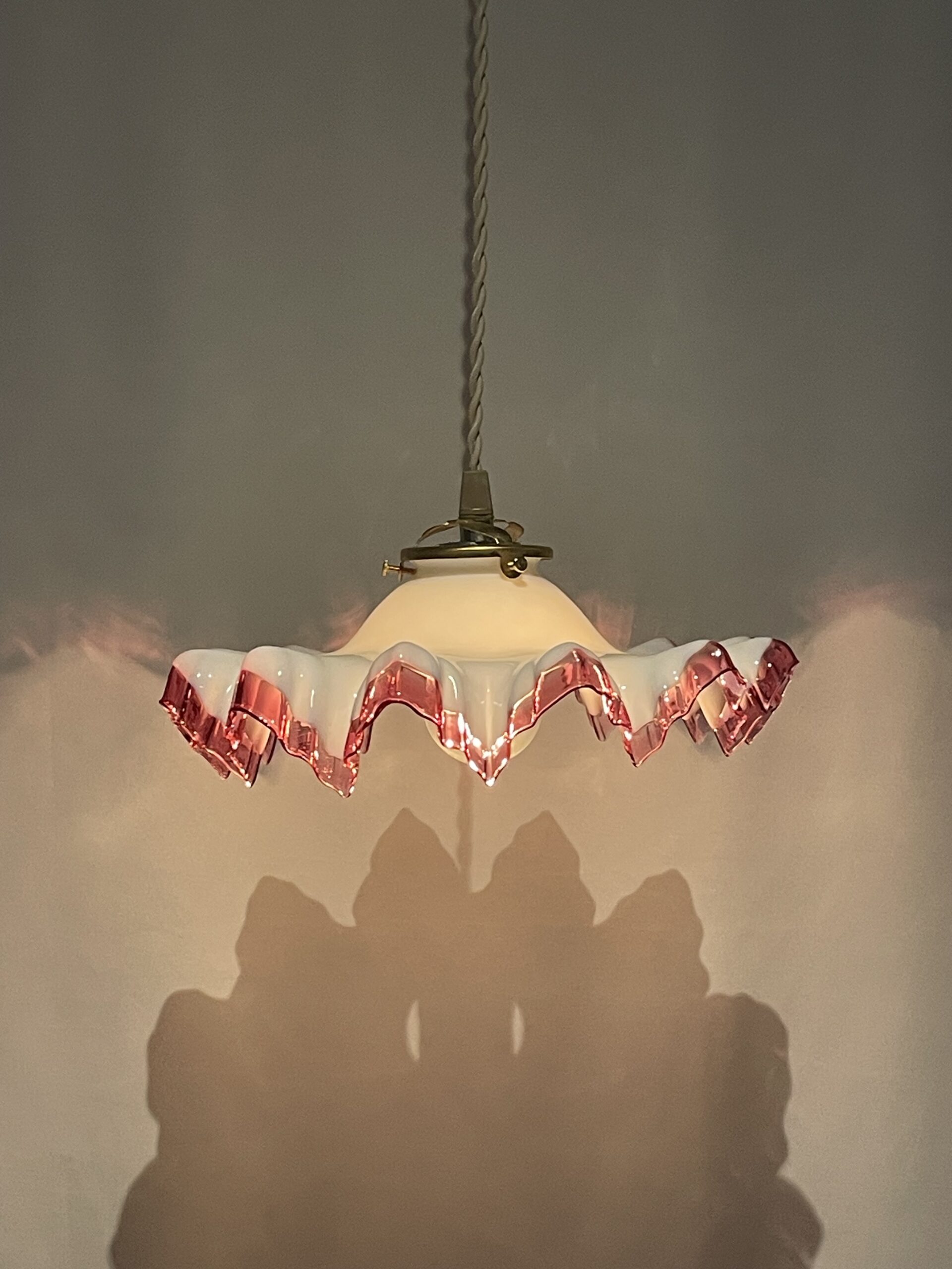 French purple × white opaline glass shade lamp 1灯 / フレンチ パープル×ホワイト オパーリン ガラスシェードランプ 1灯